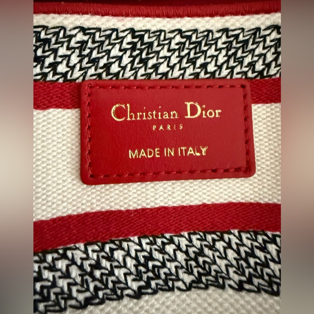 CHRISTIAN DIOR Cloth Embroidered M Dioramour D-Royaume Lady D-Lite ~ LIKE NEW - Picture 5 of 15